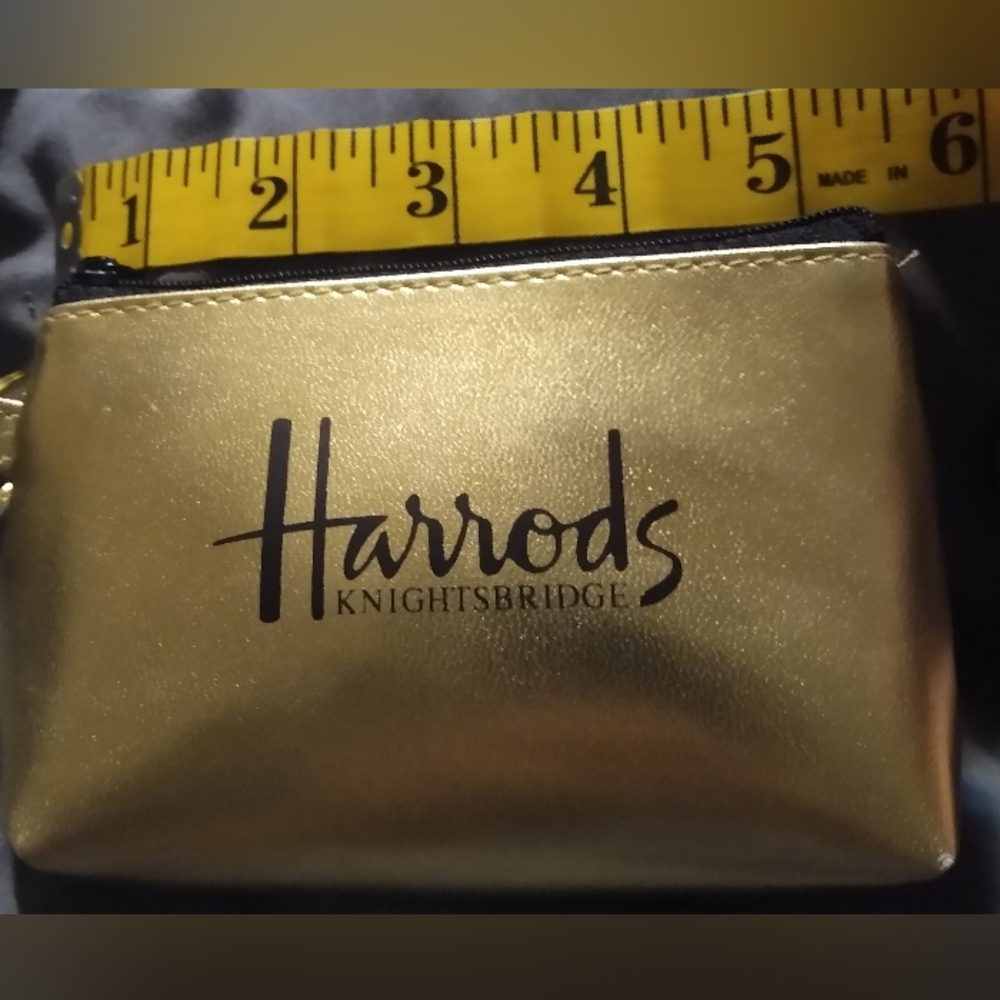 NWOT Harrods Knightbridge 5"x3 1/2" Gold Purse - Picture 8 of 9
